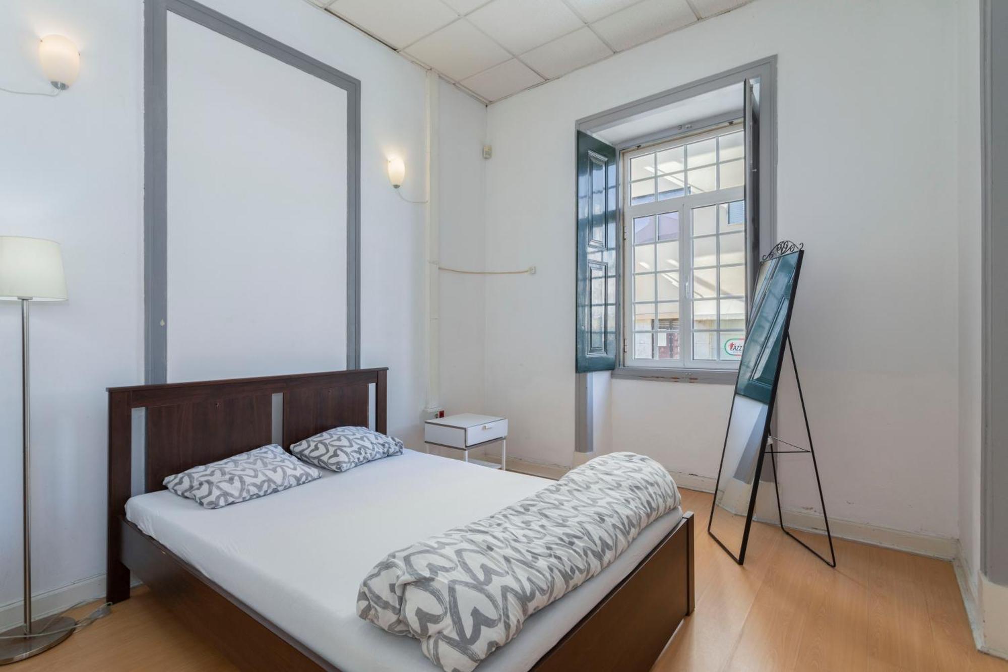 Le Penguin Hostel Faro Ngoại thất bức ảnh