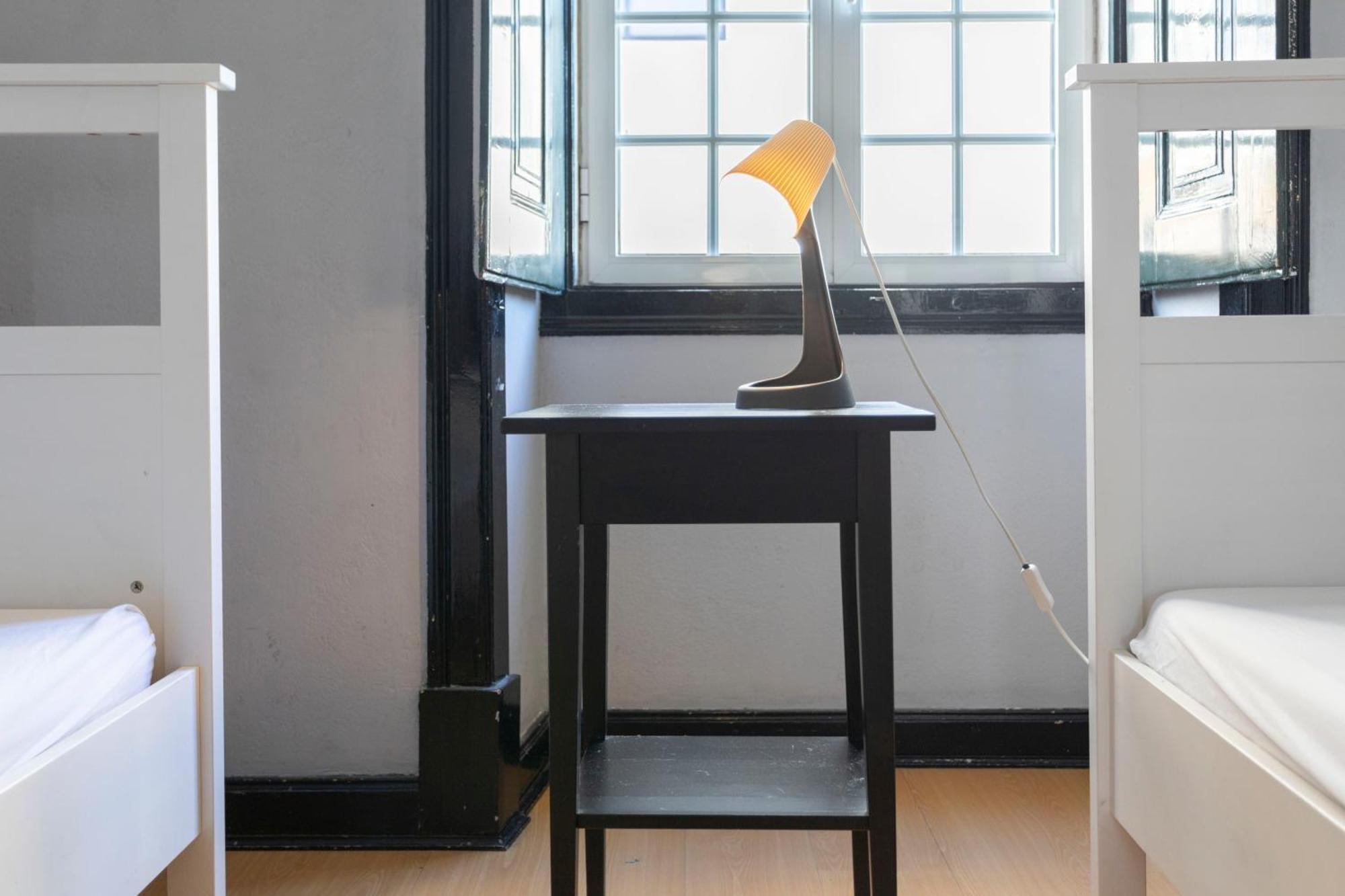 Le Penguin Hostel Faro Ngoại thất bức ảnh