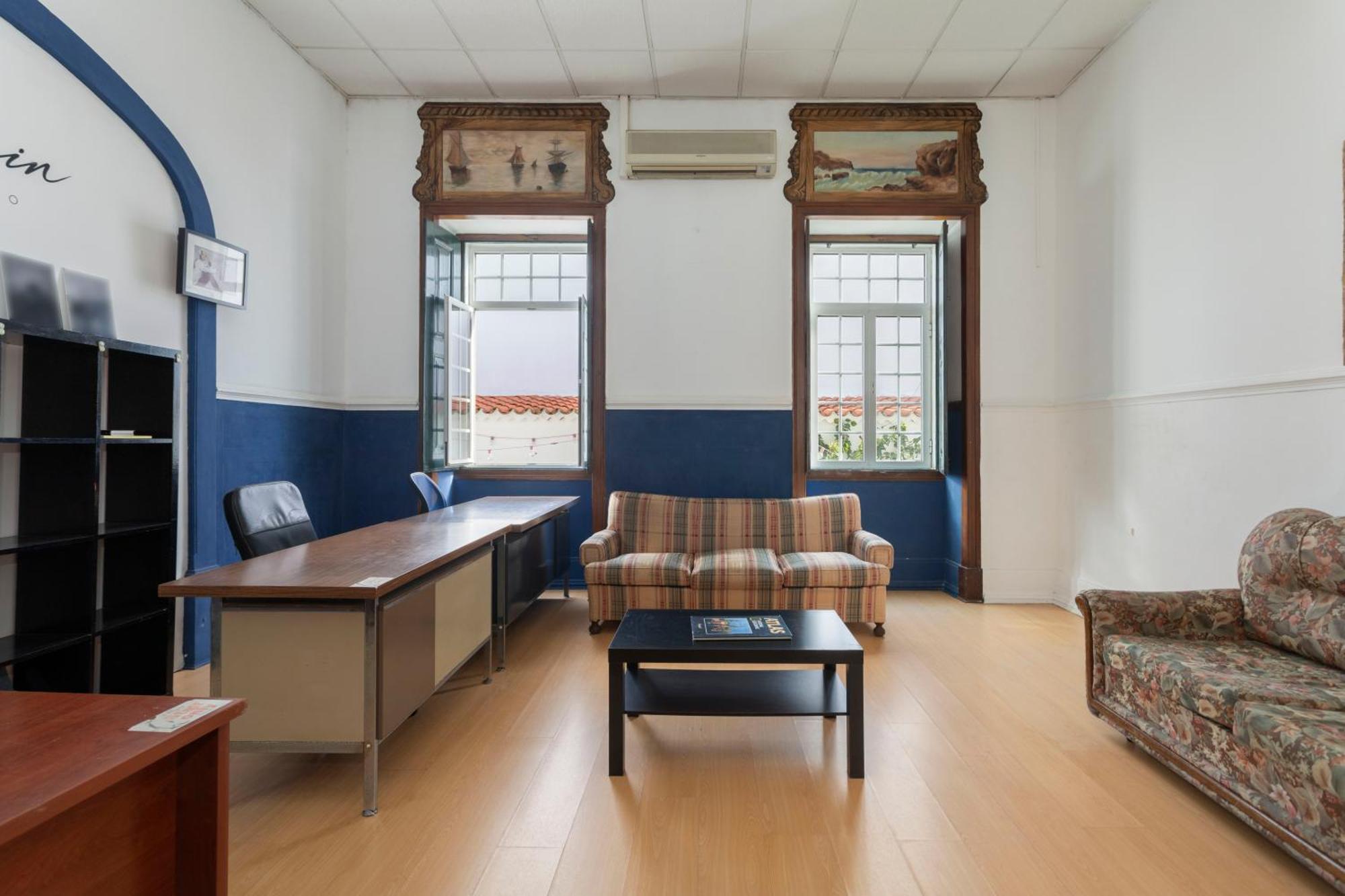Le Penguin Hostel Faro Ngoại thất bức ảnh