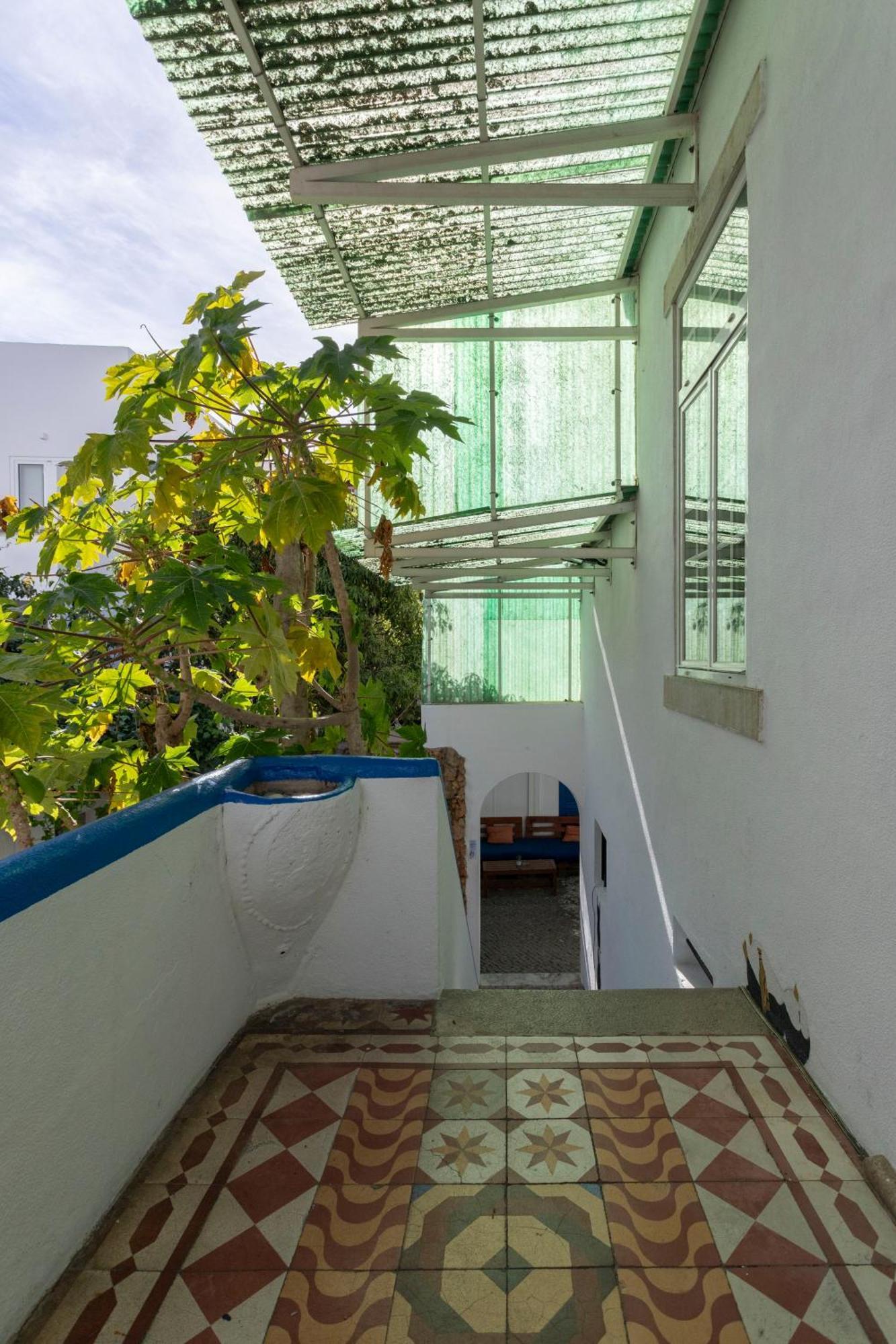 Le Penguin Hostel Faro Ngoại thất bức ảnh